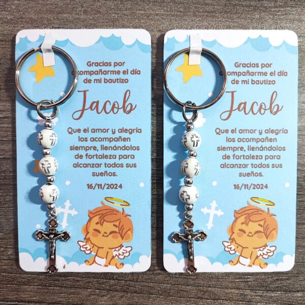 Llaveros religiosos con piedras y dijes + tarjeta personalizada