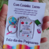 Llaveros cuadrados en acrílico con tarjeta y bolsita