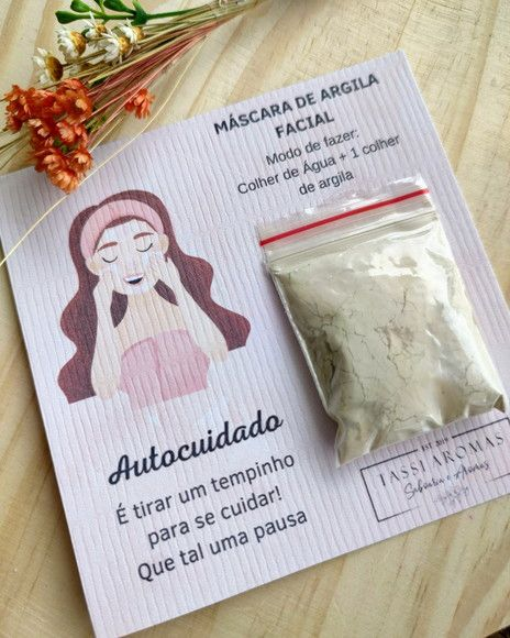 Mascarilla de arcilla blanca con tarjeta personalizada
