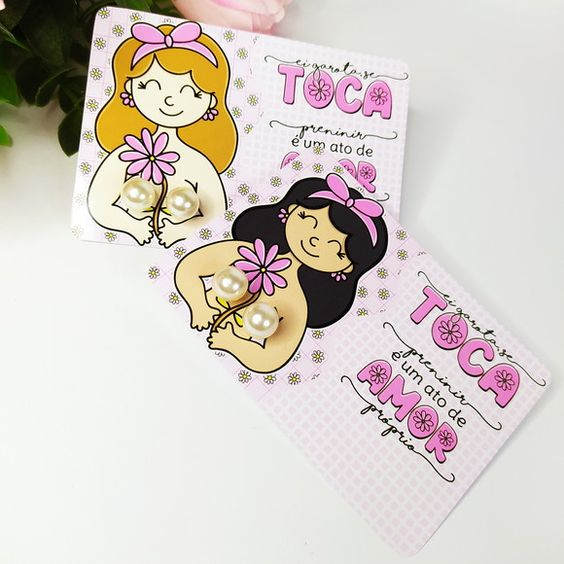 Aretes en perla con tarjeta personalizada