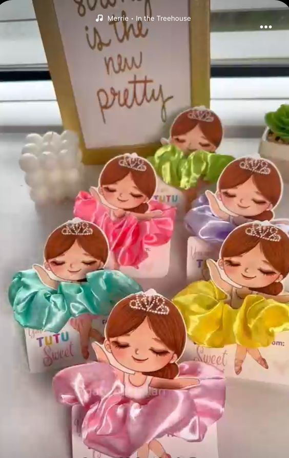 Moñitos para el cabello con tarjeta personalizada