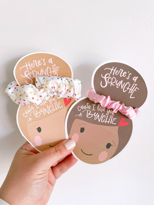 Moñitos para el cabello con tarjeta personalizada