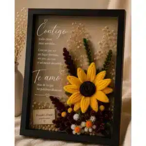 Girasol con flores eternas y foto